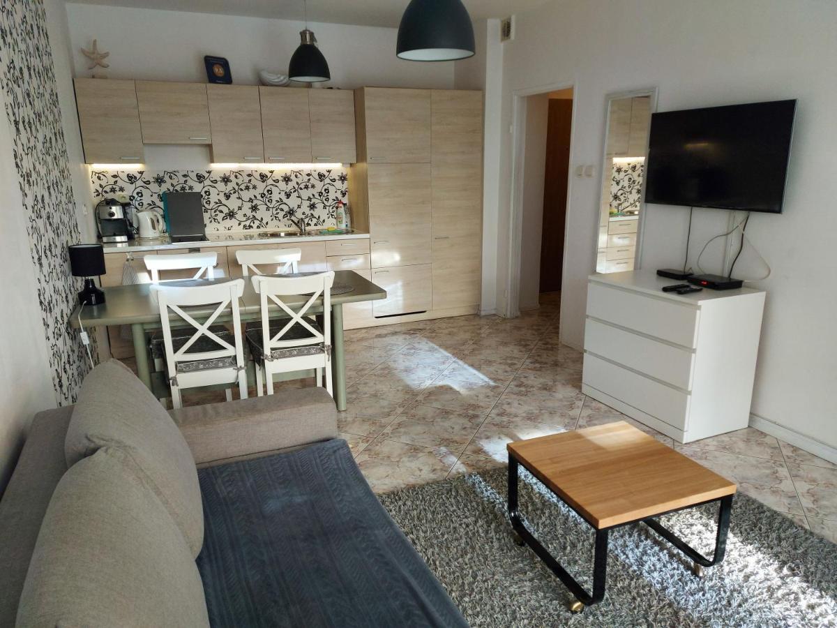 Apartament Portowy Z Garazem, Ul Towarowa Kolobrzeg Luaran gambar