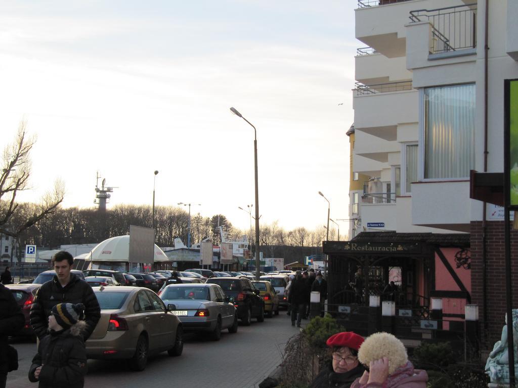 Apartament Portowy Z Garazem, Ul Towarowa Kolobrzeg Bilik gambar