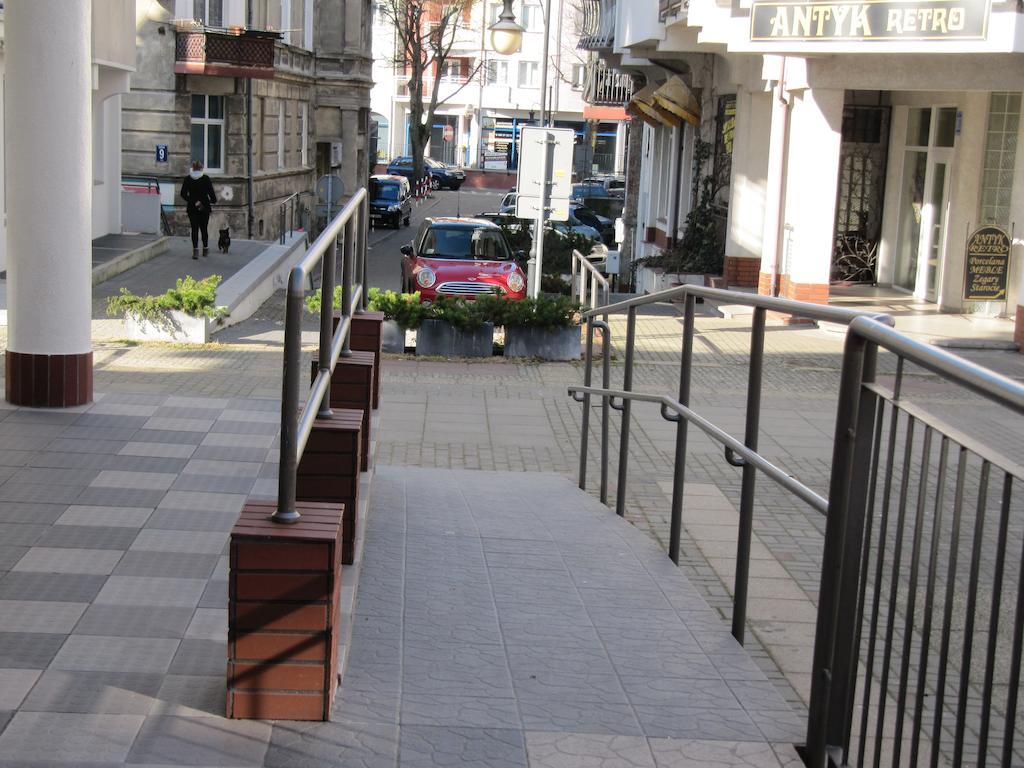 Apartament Portowy Z Garazem, Ul Towarowa Kolobrzeg Luaran gambar