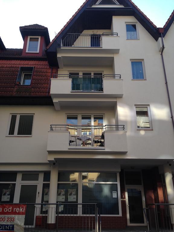 Apartament Portowy Z Garazem, Ul Towarowa Kolobrzeg Luaran gambar