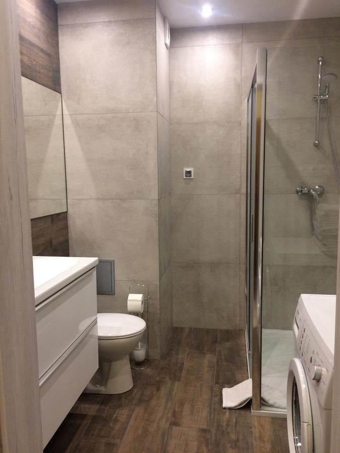 Apartament Portowy Z Garazem, Ul Towarowa Kolobrzeg Luaran gambar