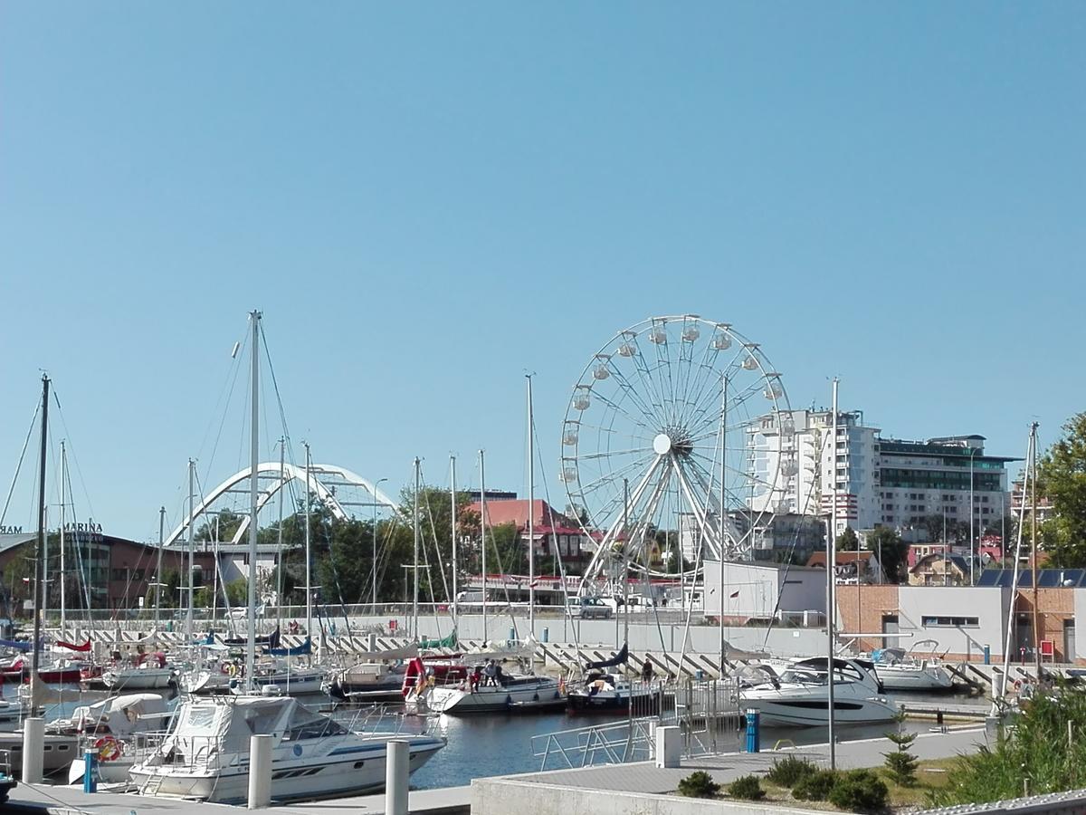 Apartament Portowy Z Garazem, Ul Towarowa Kolobrzeg Luaran gambar